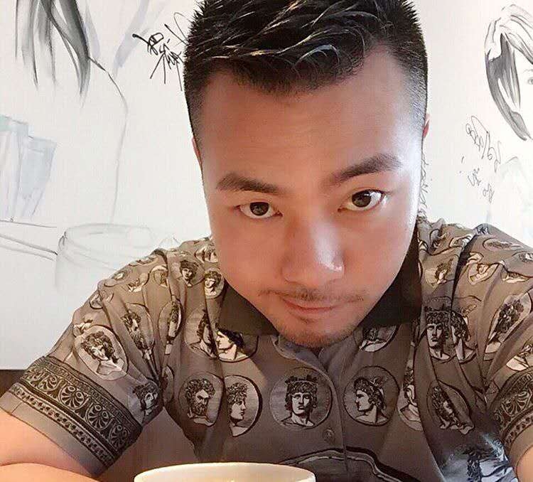 刘江平的第一张照片--上海中老年相亲网