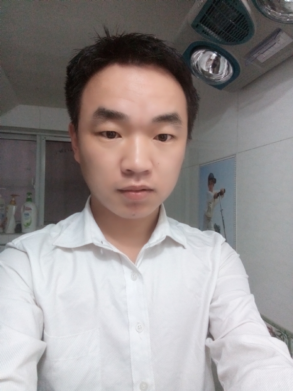 夜凉露沾衣的第二张照片--上海中老年相亲网