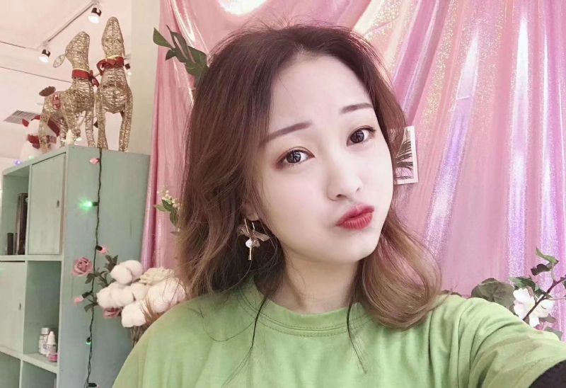 罗兰的第二张照片--上海中老年相亲网