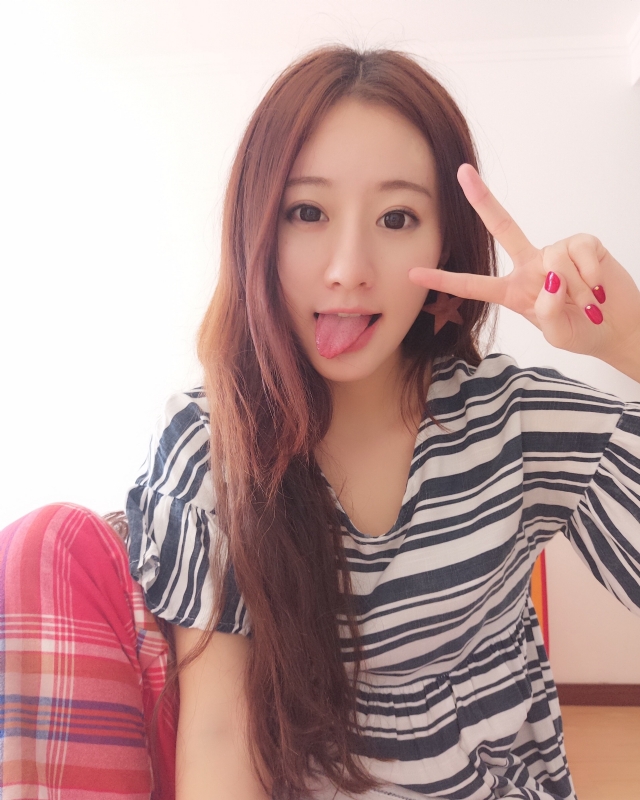 没有故事的女同学的第三张照片--上海中老年相亲网