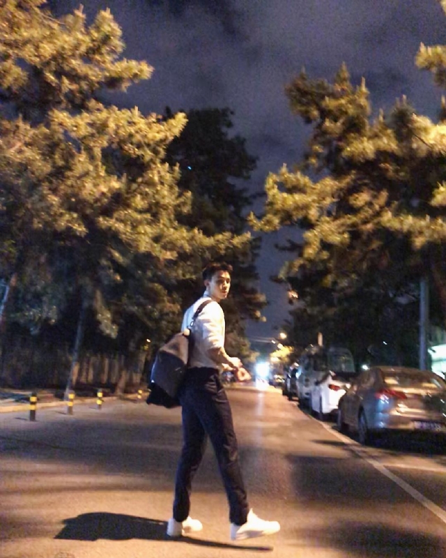 深海的第二张照片--上海中老年相亲网