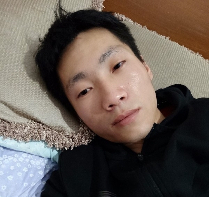 老鼠爱上猫的第一张照片--上海中老年相亲网