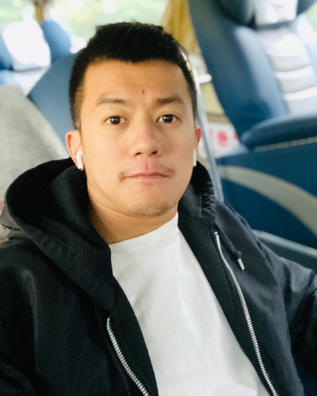 陈赫的第一张照片--上海中老年相亲网