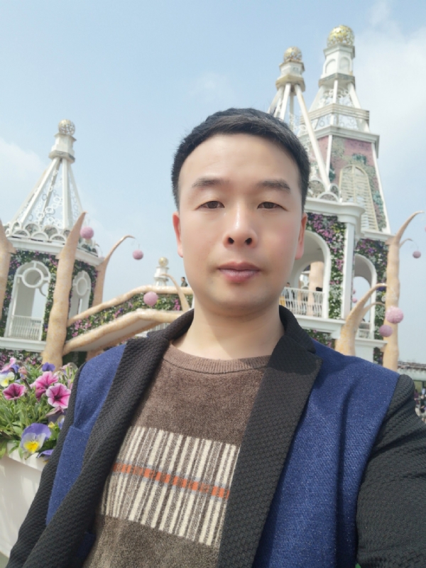 黎明的天空的第一张照片--上海中老年相亲网
