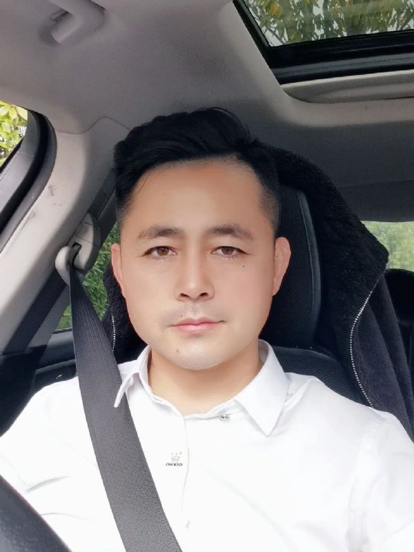 阿华大人的第一张照片--上海中老年相亲网