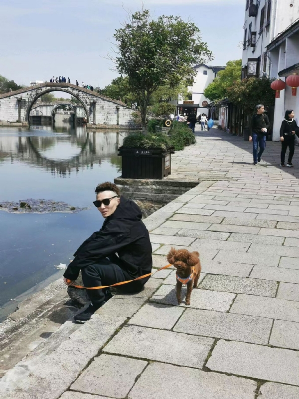 皮卡丘的第一张照片--上海中老年相亲网